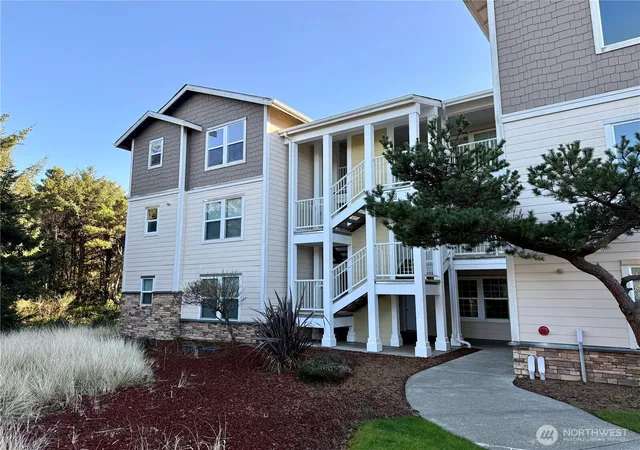 Photo 4 of Sale Pending at 1600 W Ocean Ave #1311, Westport, WA 98595 | MLS# NWM2482952 | Listing updated on 2026-09-25