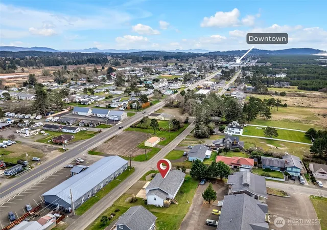 Photo 3 of Sale Pending at 1401 N Ocean Beach Blvd #A & B, Long Beach, WA 98631 | MLS# NWM2483383 | Listing updated on 2026-09-19