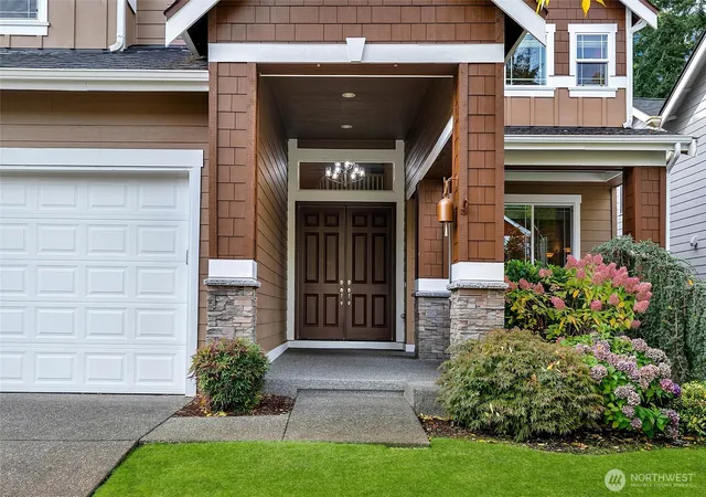 Photo 2 of Single family home for sale at 3907 Cameron Dr Ne, Lacey, WA 98516 | MLS# NWM2483571 | Listing updated on 2026-10-01