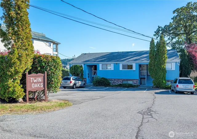 Photo 1 of Sale Pending at 1475 Se 9th Avenue, Oak Harbor, WA 98277 | MLS# NWM2483626 | Listing updated on 2026-09-25