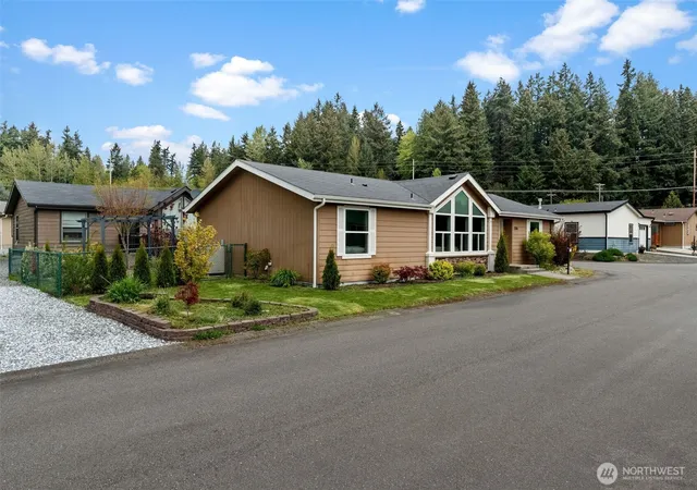 Photo 2 of Manufactured home for sale at 13814 21st Avenue E, Tacoma, WA 98445 | MLS# NWM2483665 | Listing updated on 2026-10-01