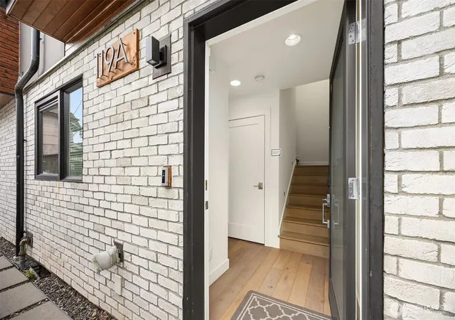 Photo 1 of Townhouse for sale at 119 A 18th Ave E, Seattle, WA 98122 | MLS# NWM2483935 | Listing updated on 2026-09-23
