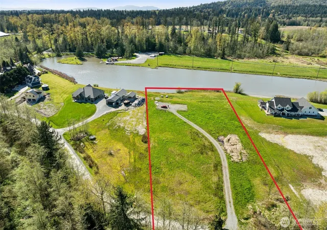 Photo 1 of Sale Pending at 18177 Bow Lake Ln, Bow, WA 98232 | MLS# NWM2484260 | Listing updated on 2026-09-25