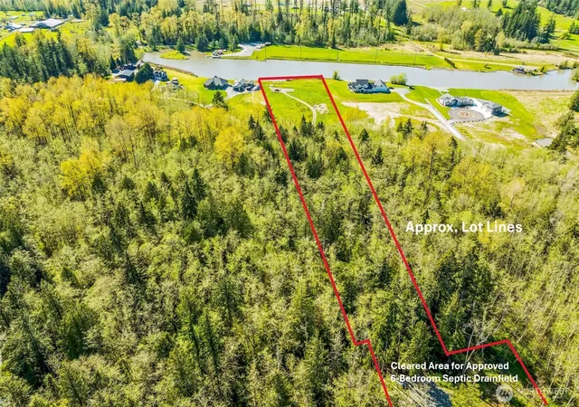 Photo 3 of Sale Pending at 18177 Bow Lake Ln, Bow, WA 98232 | MLS# NWM2484260 | Listing updated on 2026-09-25