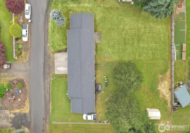 Photo 3 of Pending - Backup Offer Requested at 3201 3203 Laurel Ln, Centralia, WA 98531 | MLS# NWM2484270 | Listing updated on 2026-10-20