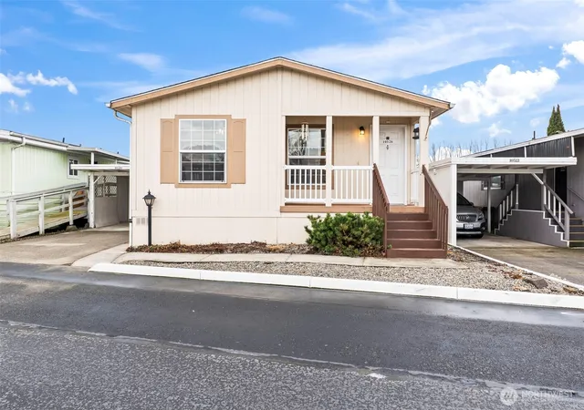 Photo 2 of Sale Pending at 10526 60th Street Ct E #133, Puyallup, WA 98372 | MLS# NWM2484745 | Listing updated on 2026-09-01