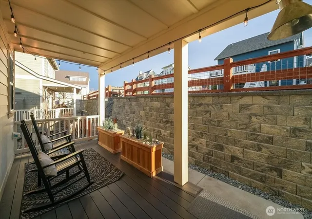 Photo 4 of Sale Pending at 118 Porcupine Ln, Chelan, WA 98816 | MLS# NWM2484788 | Listing updated on 2026-09-26