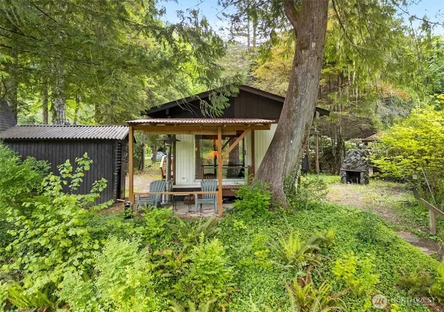 Photo 1 of Manufactured home for sale at 14910 River Ln, Concrete, WA 98237 | MLS# NWM2485247 | Listing updated on 2026-10-01