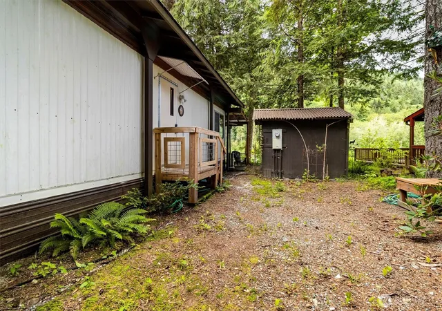 Photo 2 of Manufactured home for sale at 14910 River Ln, Concrete, WA 98237 | MLS# NWM2485247 | Listing updated on 2026-10-01