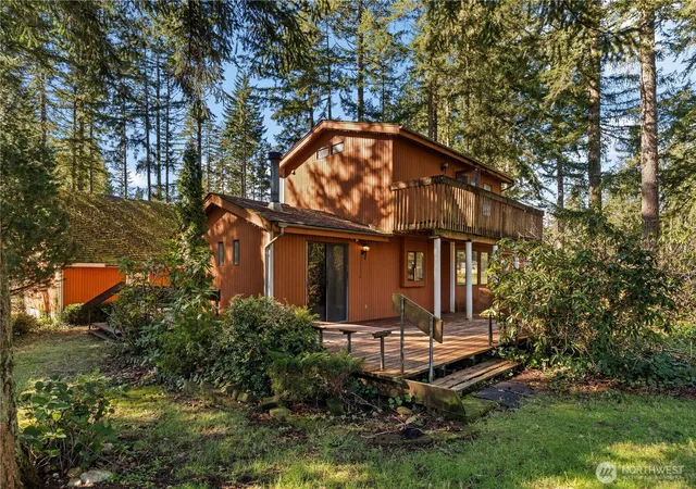 Photo 3 of Sale Pending at 1031 E Manzanita Dr, Union, WA 98592 | MLS# NWM2485962 | Listing updated on 2026-09-25