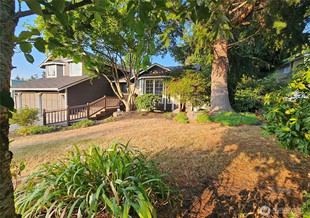 Photo 3 of Single family home for sale at 13227 Harbour Hts Dr, Mukilteo, WA 98275 | MLS# NWM2486051 | Listing updated on 2026-10-02