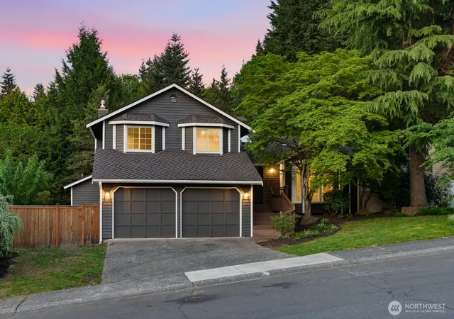 Photo 3 of Single family home for sale at 13227 Harbour Hts Dr, Mukilteo, WA 98275 | MLS# NWM2486051 | Listing updated on 2026-10-02