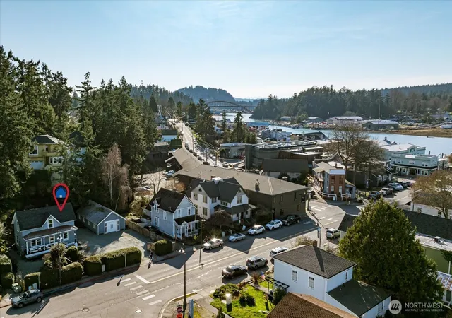 Photo 1 of Single family home for sale at 220 Morris St, La Conner, WA 98257 | MLS# NWM2486292 | Listing updated on 2026-09-27