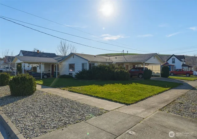 Photo 1 of Sale Pending at 314 Columbia St, Milton Freewater, OR 97862 | MLS# NWM2487379 | Listing updated on 2026-09-25