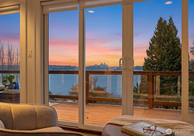 Photo 2 of Sale Pending at 603 38th Avenue, Seattle, WA 98122 | MLS# NWM2488557 | Listing updated on 2026-07-18