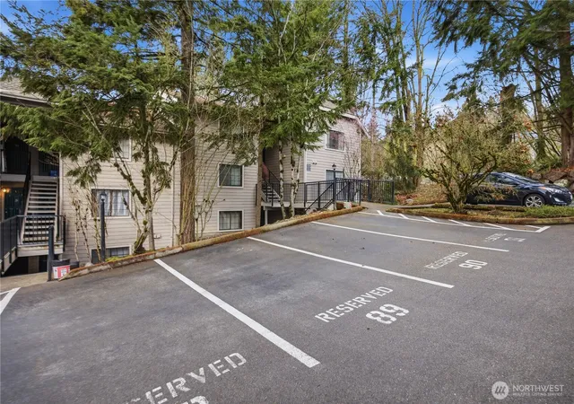 Photo 4 of Condo for sale at 12515 NE 116th Street #B11, Kirkland, WA 98034 | MLS# NWM2488656 | Listing updated on 2026-09-19