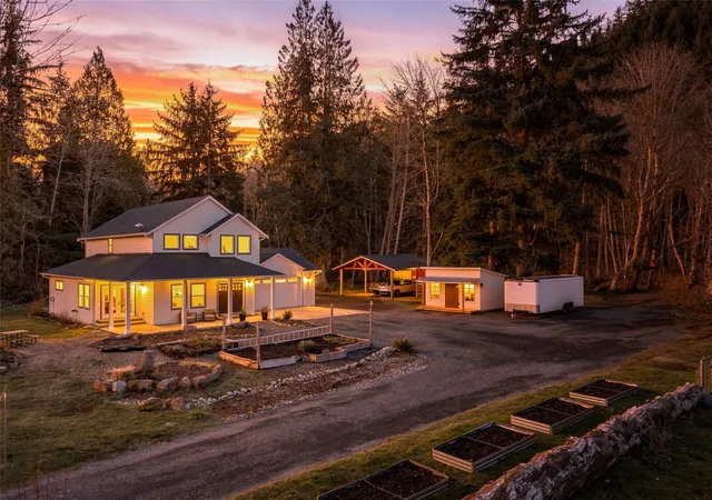 Photo 2 of Single family home for sale at 31530 Se 384th Street, Enumclaw, WA 98022 | MLS# NWM2488998 | Listing updated on 2026-10-26