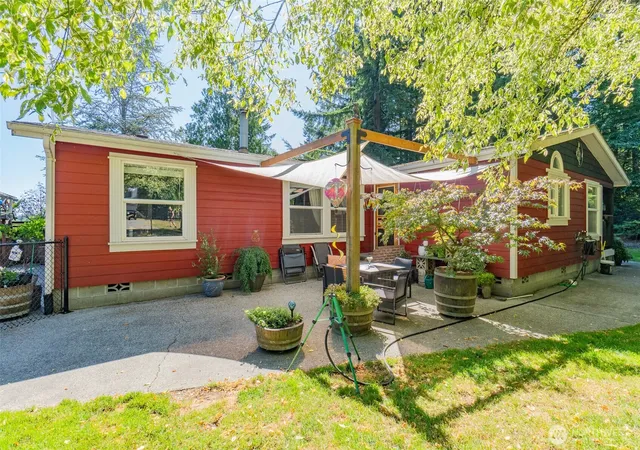 Photo 4 of Manufactured home for sale at 6740 101st Avenue SW, Olympia, WA 98512 | MLS# NWM2489439 | Listing updated on 2026-09-28