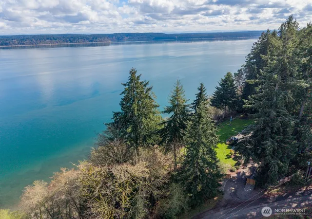 Photo 3 of Single family home for sale at 9513 Villa Beach Rd, Anderson Island, WA 98303 | MLS# NWM2489444 | Listing updated on 2026-09-24