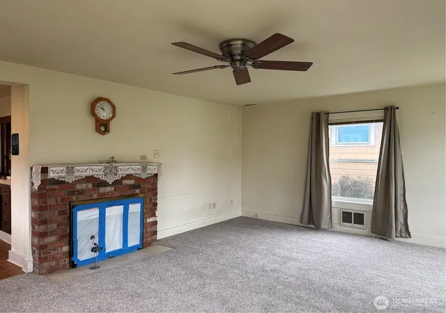 Photo 3 of Single family home for sale at 1907 Simpson Ave, Aberdeen, WA 98520 | MLS# NWM2489592 | Listing updated on 2026-09-19