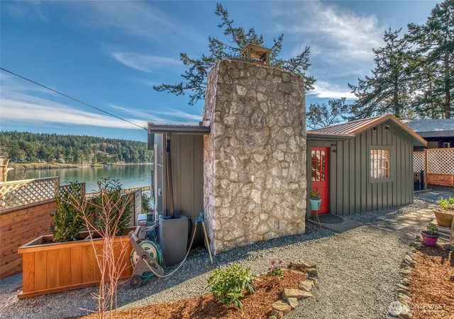 Photo 3 of Sale Pending at 71 Olga Park Ln, Olga, WA 98279 | MLS# NWM2489714 | Listing updated on 2026-09-25