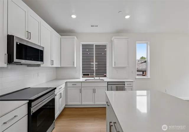Photo 4 of Single family home for sale at 10308 6th Place SE #SW 14, Lake Stevens, WA 98258 | MLS# NWM2489723 | Listing updated on 2026-10-02