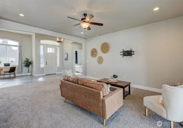 Photo 3 of Sale Pending at 415 Sw R St, Quincy, WA 98848 | MLS# NWM2489747 | Listing updated on 2026-10-01
