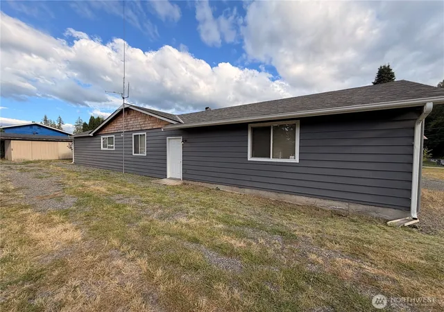 Photo 3 of Single family home for sale at 8525 234th Avenue E, Buckley, WA 98321 | MLS# NWM2489934 | Listing updated on 2026-09-30