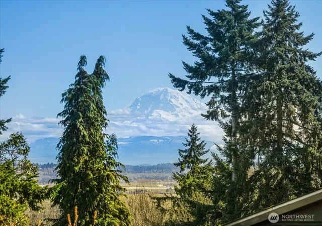 Photo 2 of Sale Pending at 23850 43rd Avenue S, Kent, WA 98032 | MLS# NWM2490095 | Listing updated on 2026-09-25