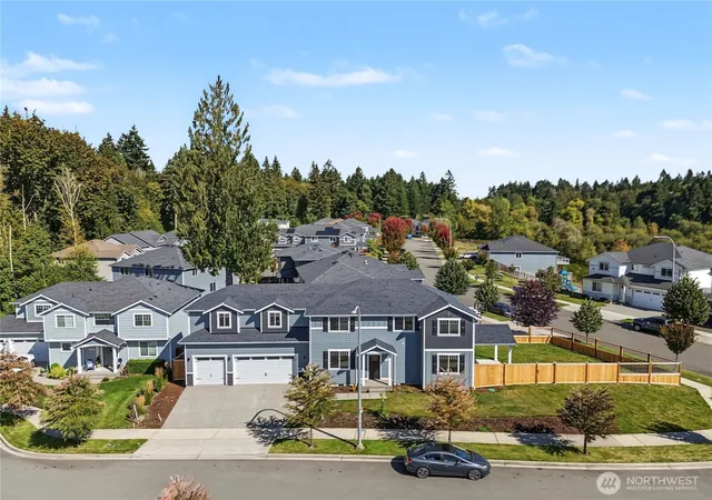 Photo 2 of Sale Pending at 7648 Deschutes Hts Ct Se #76, Tumwater, WA 98501 | MLS# NWM2490121 | Listing updated on 2026-09-30