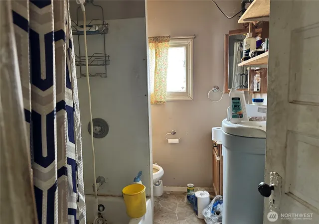 Photo 3 of Sale Pending at 404 2nd Avenue N, Okanogan, WA 98840 | MLS# NWM2490275 | Listing updated on 2026-09-25