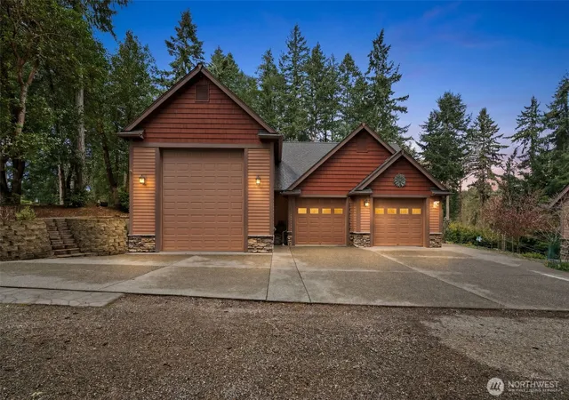 Photo 4 of Single family home for sale at 12511 Cole Point Dr, Anderson Island, WA 98303 | MLS# NWM2490392 | Listing updated on 2026-09-29