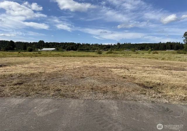 Photo 1 of Sale Pending at 15 Sunburst Ln, Onalaska, WA 98570 | MLS# NWM2490639 | Listing updated on 2026-07-14
