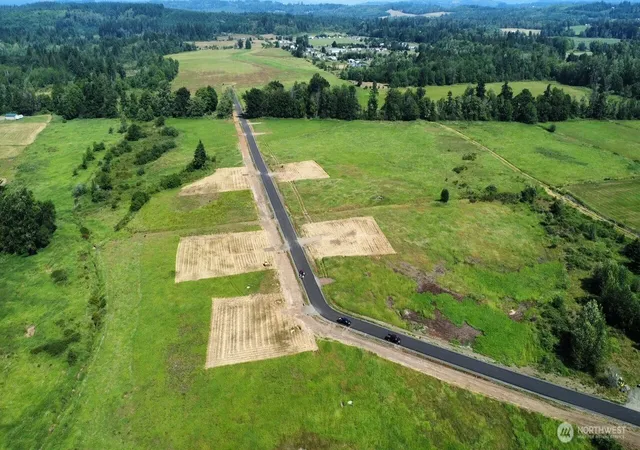 Photo 3 of Sale Pending at 16 Sunburst Ln, Onalaska, WA 98570 | MLS# NWM2490642 | Listing updated on 2026-07-14