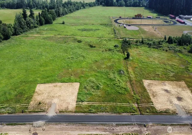 Photo 2 of Sale Pending at 48 Sunburst Ln, Onalaska, WA 98570 | MLS# NWM2490644 | Listing updated on 2026-07-14