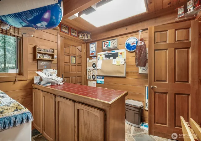 Photo 4 of Sale Pending at 15202 Washougal River Rd, Washougal, WA 98671 | MLS# NWM2491184 | Listing updated on 2026-09-25