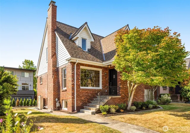 Photo 2 of Sale Pending at 821 Nw 57th Street, Seattle, WA 98107 | MLS# NWM2491276 | Listing updated on 2026-09-29