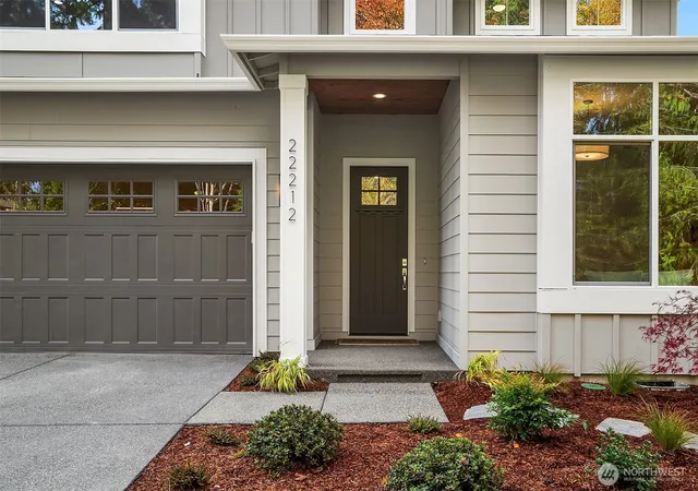 Photo 2 of Single family home for sale at 22212 98th Avenue W, Edmonds, WA 98020 | MLS# NWM2492128 | Listing updated on 2026-10-02