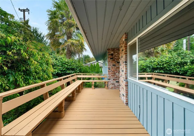 Photo 2 of Single family home for sale at 279 Holly Ln, Cosmopolis, WA 98537 | MLS# NWM2492196 | Listing updated on 2026-09-24