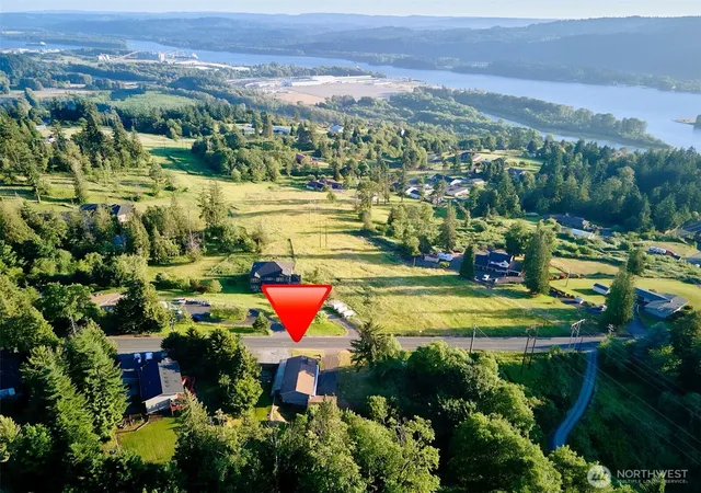 Photo 2 of Sale Pending at 622 Mount Pleasant Rd, Kelso, WA 98626 | MLS# NWM2492508 | Listing updated on 2026-09-25