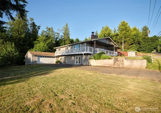 Photo 3 of Sale Pending at 622 Mount Pleasant Rd, Kelso, WA 98626 | MLS# NWM2492508 | Listing updated on 2026-09-25