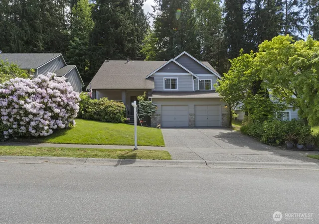 Photo 2 of Single family home for sale at 6108 133rd Place Sw, Edmonds, WA 98026 | MLS# NWM2492697 | Listing updated on 2026-10-03