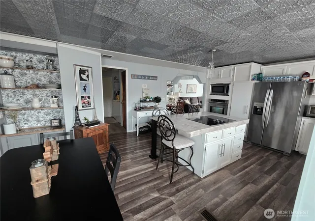 Photo 4 of Sale Pending at 1114 29th Street Pl NW #29, Puyallup, WA 98371 | MLS# NWM2492959 | Listing updated on 2026-09-25