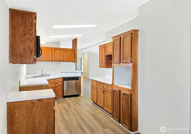 Photo 3 of Sale Pending at 149 Nix Ln, Centralia, WA 98531 | MLS# NWM2492966 | Listing updated on 2026-09-29