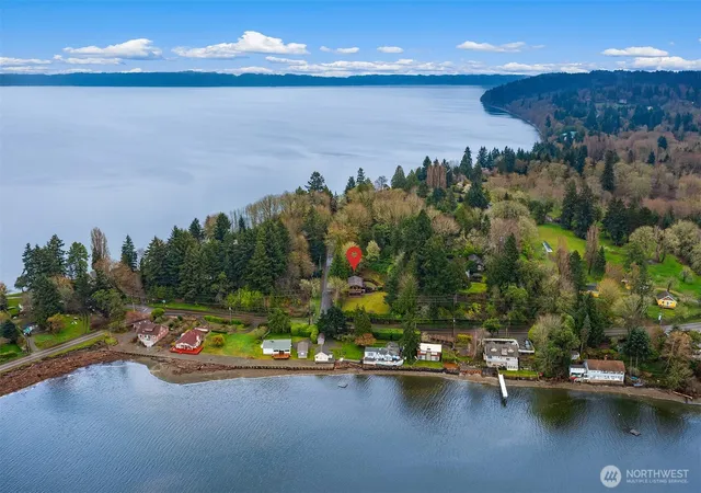 Photo 3 of Single family home for sale at 8121 Sw 222nd Place, Vashon, WA 98070 | MLS# NWM2493225 | Listing updated on 2026-10-02