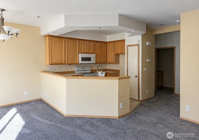 Photo 4 of Townhouse for sale at 9715 26th Avenue SW #202, Seattle, WA 98106 | MLS# NWM2494264 | Listing updated on 2026-09-28