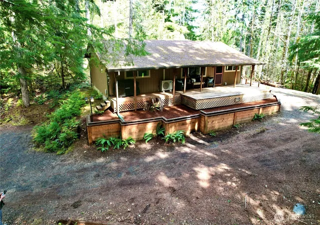 Single family home for sale at 961 N Potlatch Dr, Hoodsport, WA 98548 | MLS# NWM2494628