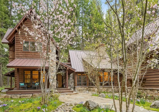 Photo 3 of Single family home for sale at 91 Little Eureka Ln, Cle Elum, WA 98922 | MLS# NWM2495055 | Listing updated on 2026-09-30