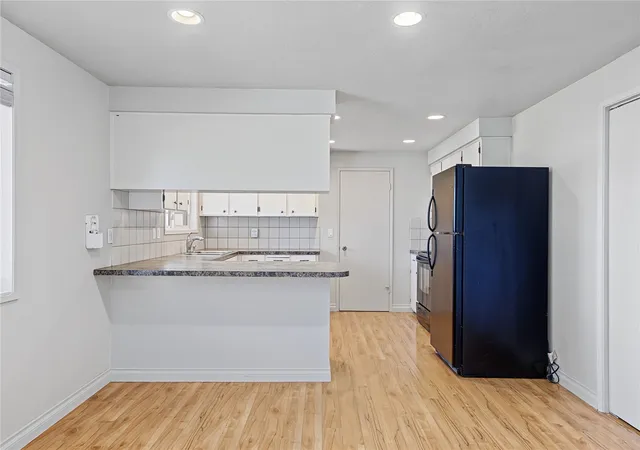 Photo 3 of Single family home for sale at 915 E Elsinore St, Othello, WA 99344 | MLS# NWM2495166 | Listing updated on 2026-10-16