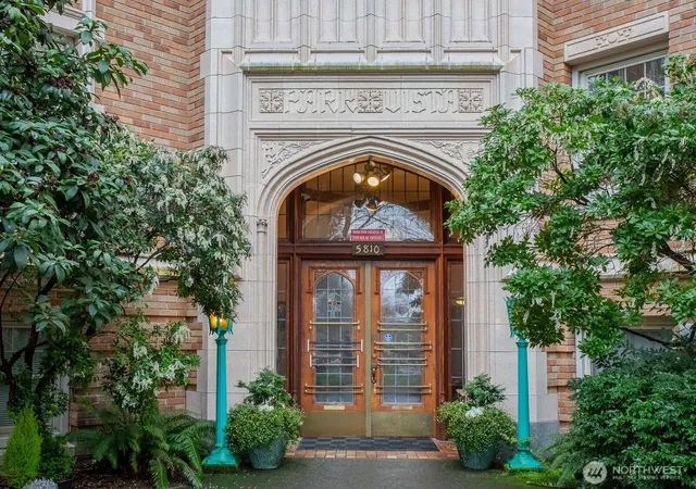 Photo 1 of Sale Pending at 5810 Ne Cowen Pl #305, Seattle, WA 98105 | MLS# NWM2495225 | Listing updated on 2026-09-25
